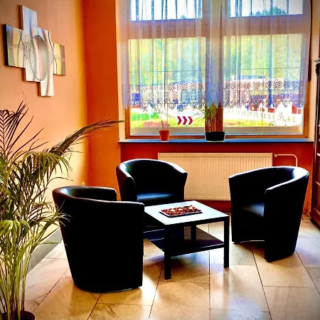 Holiday Macocha Hotell 3*